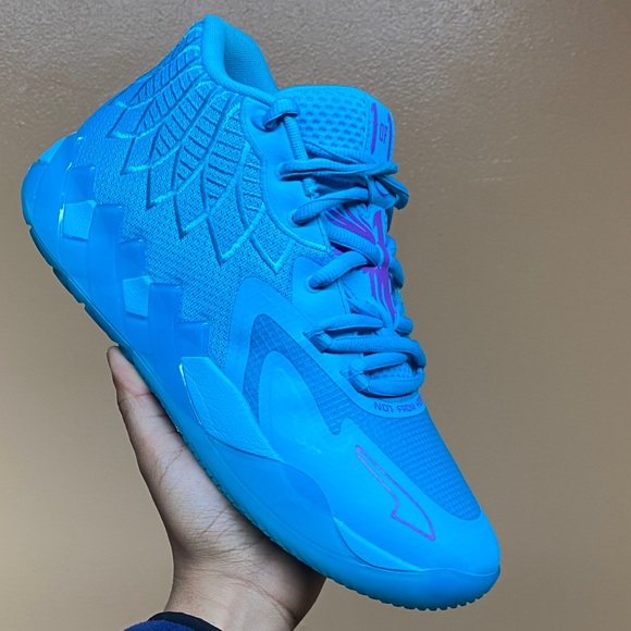 PUMA LaMelo Ball MB.01 Men’s Basketball Sneakers “Blue” Size 11